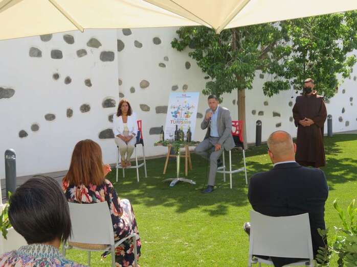 La presentación tuvo lugar en la Casa de los Sall/TA.